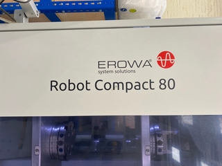 Frezarka Makino DA 300 + Erowa Robot-8