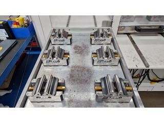 Frezarka Stama 526  x1000 Roboter Lade Magazin-9